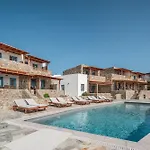 Galazio Suites, Serifos 4* Livadakia