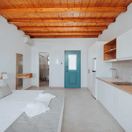 Galazio Suites, Serifos 4* Livadakia
