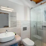 Galazio Suites, Serifos 4*