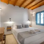 Galazio Suites, Serifos 4* Livadakia