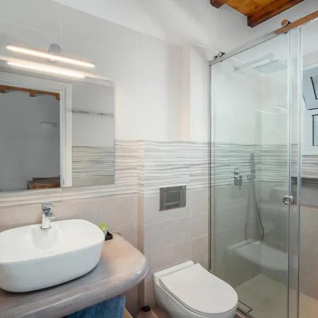 Galazio Suites, Serifos 4*