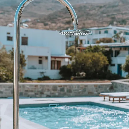 Galazio Suites, Serifos Livadakia