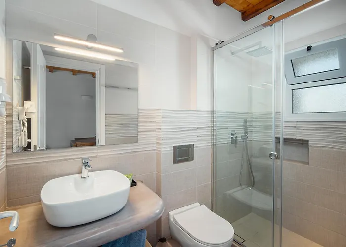 Galazio Suites, Serifos 4*