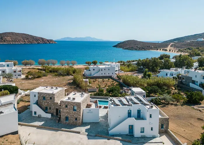 Galazio Suites, Serifos 公寓式酒店 4*