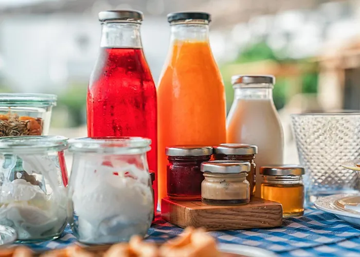 Galazio Suites, Serifos 公寓式酒店